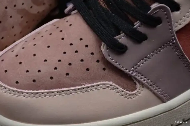 Reps TBkick Zoom Canyon Jordan Rust (W) High Air 1 CMFT CT0979-602 0620